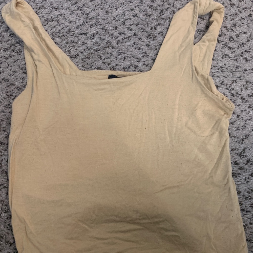 Yellow square neck crop top | Size: L